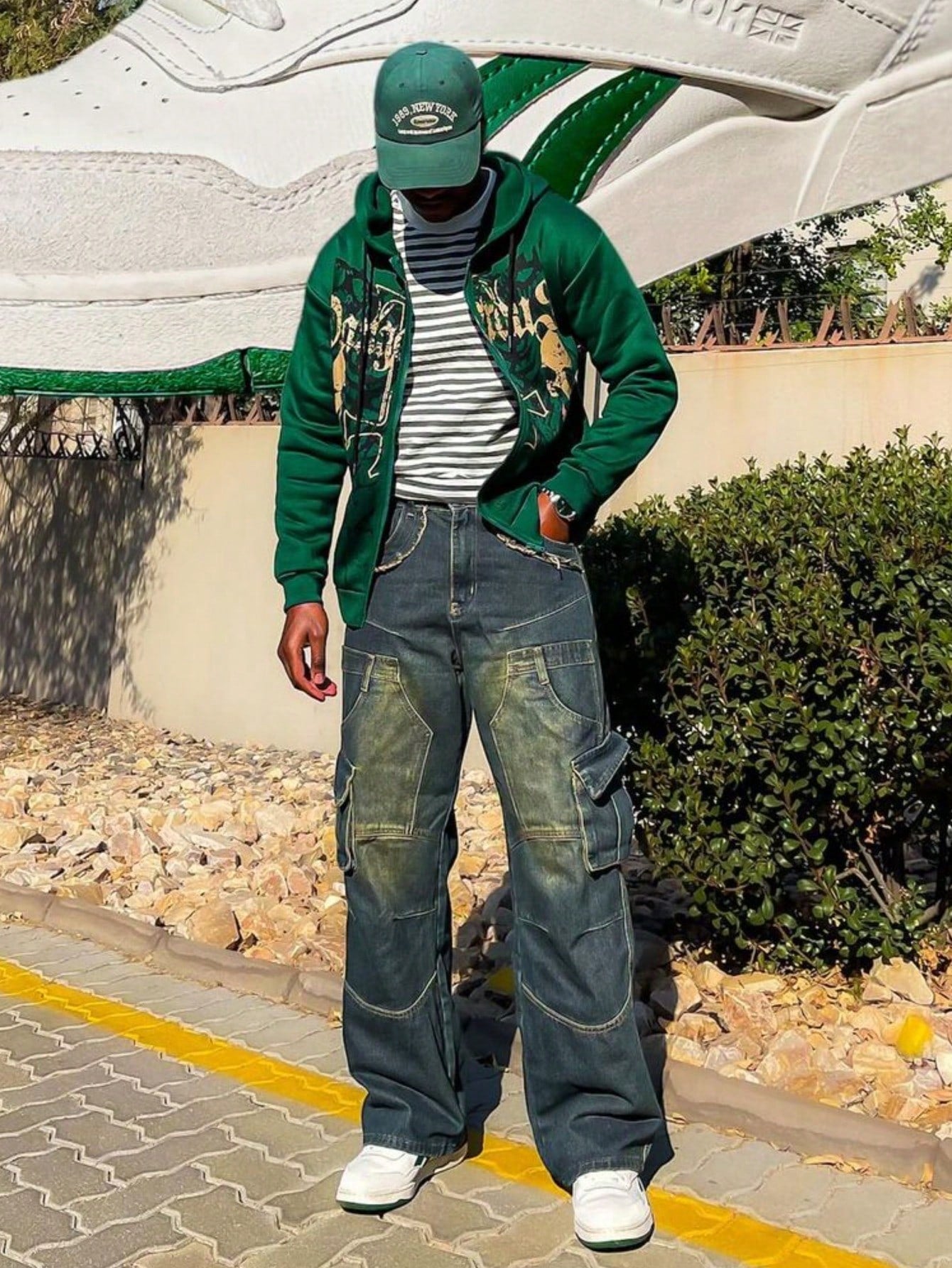 ROMWE MEN Grunge Punk Men's Skull Letter Print Zip Up Hoodie With Long Sleeve, School