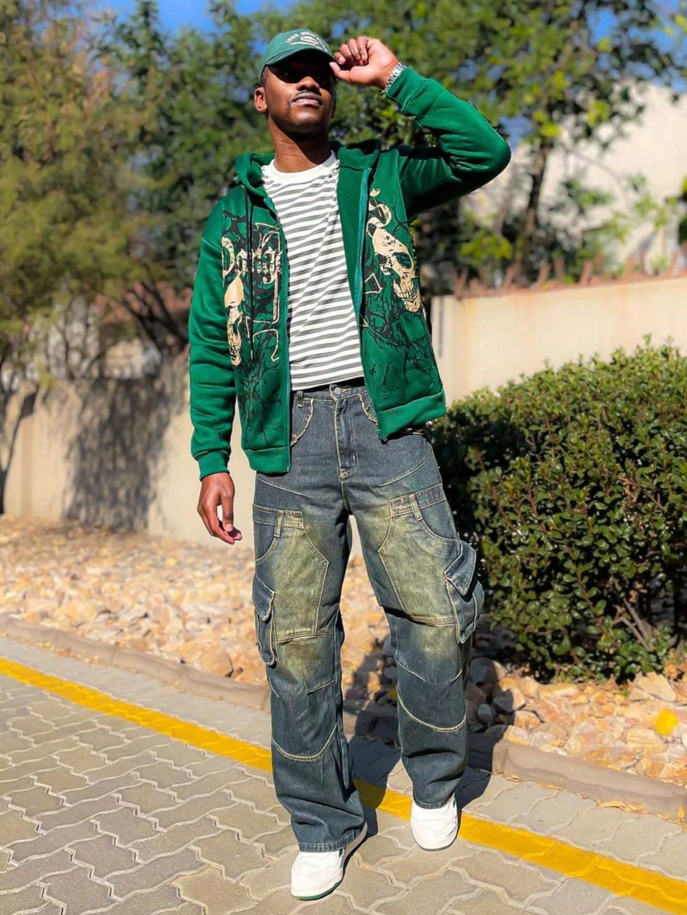 ROMWE MEN Grunge Punk Men's Skull Letter Print Zip Up Hoodie With Long Sleeve, School