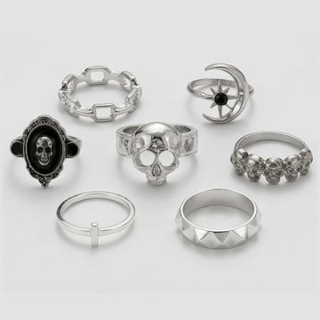 Moire Gothic Skull Ring Set