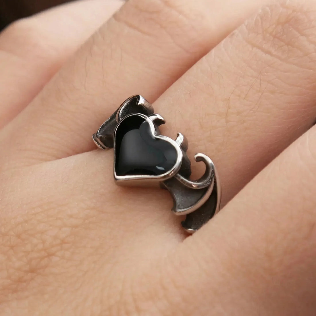 Moiré Winged Paradox Ring